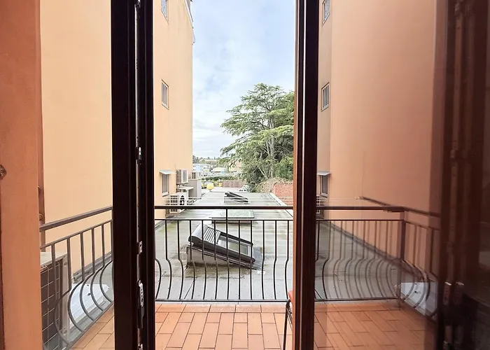 P077 - Porto Recanati, Ampio Quadrilocale In Pieno Centro *